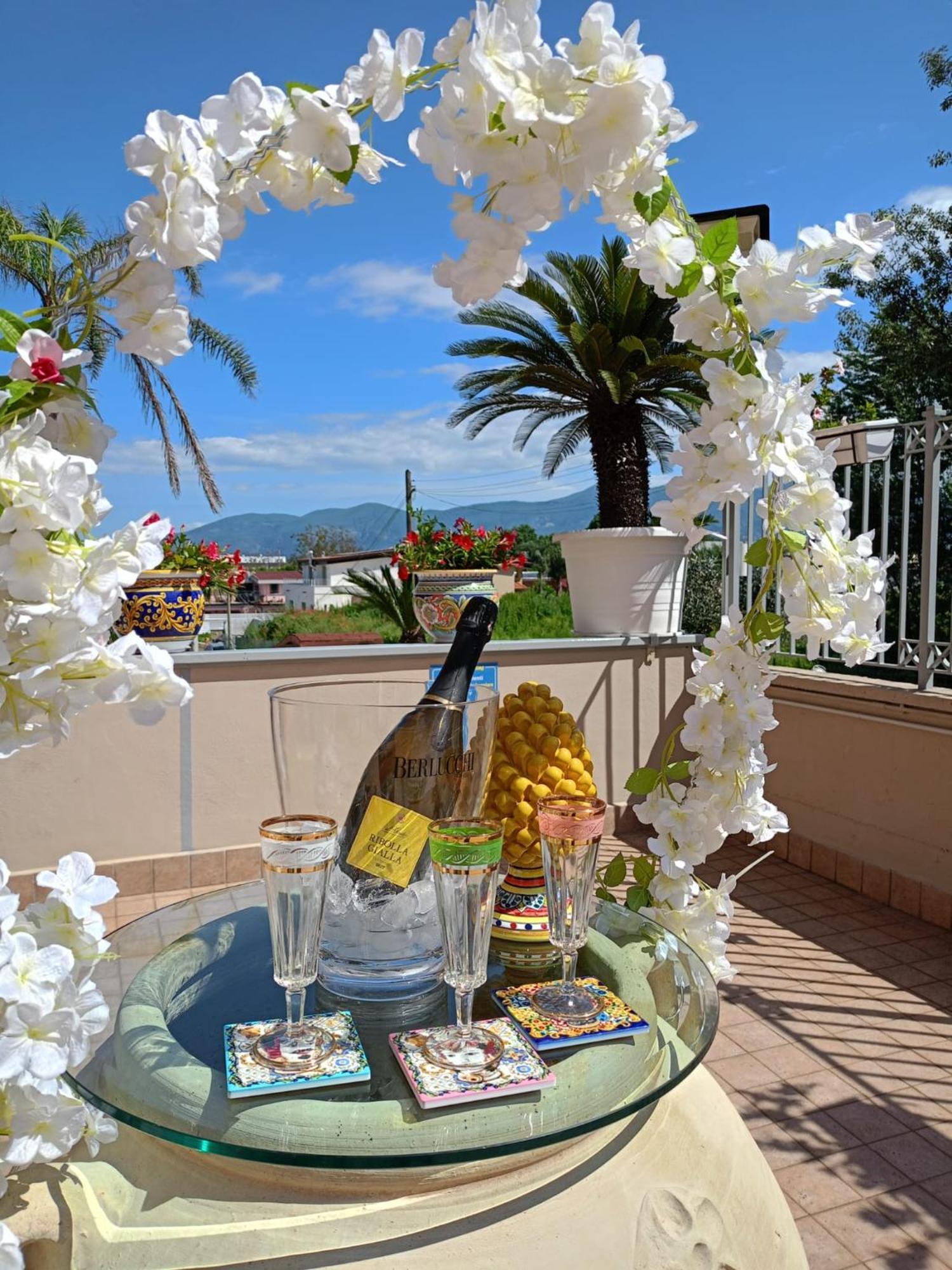 Costa Costa Rooms Sant'Egidio del Monte Albino Экстерьер фото
