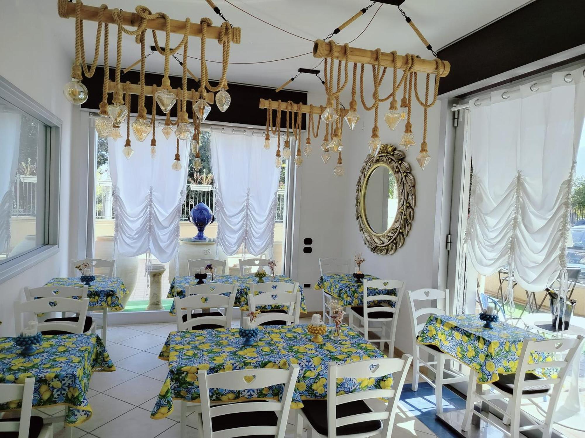 Costa Costa Rooms Sant'Egidio del Monte Albino Экстерьер фото