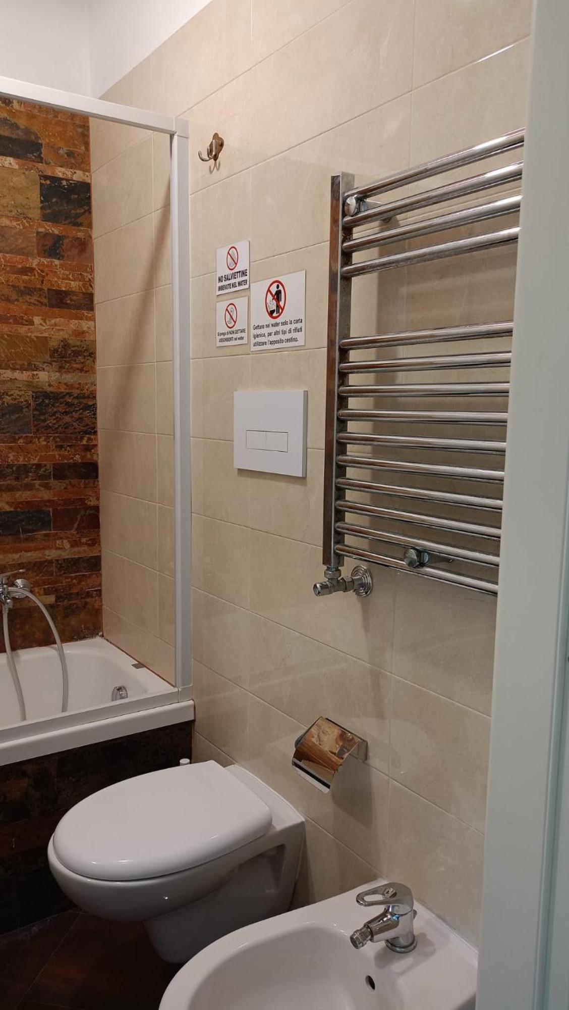 Costa Costa Rooms Sant'Egidio del Monte Albino Номер фото