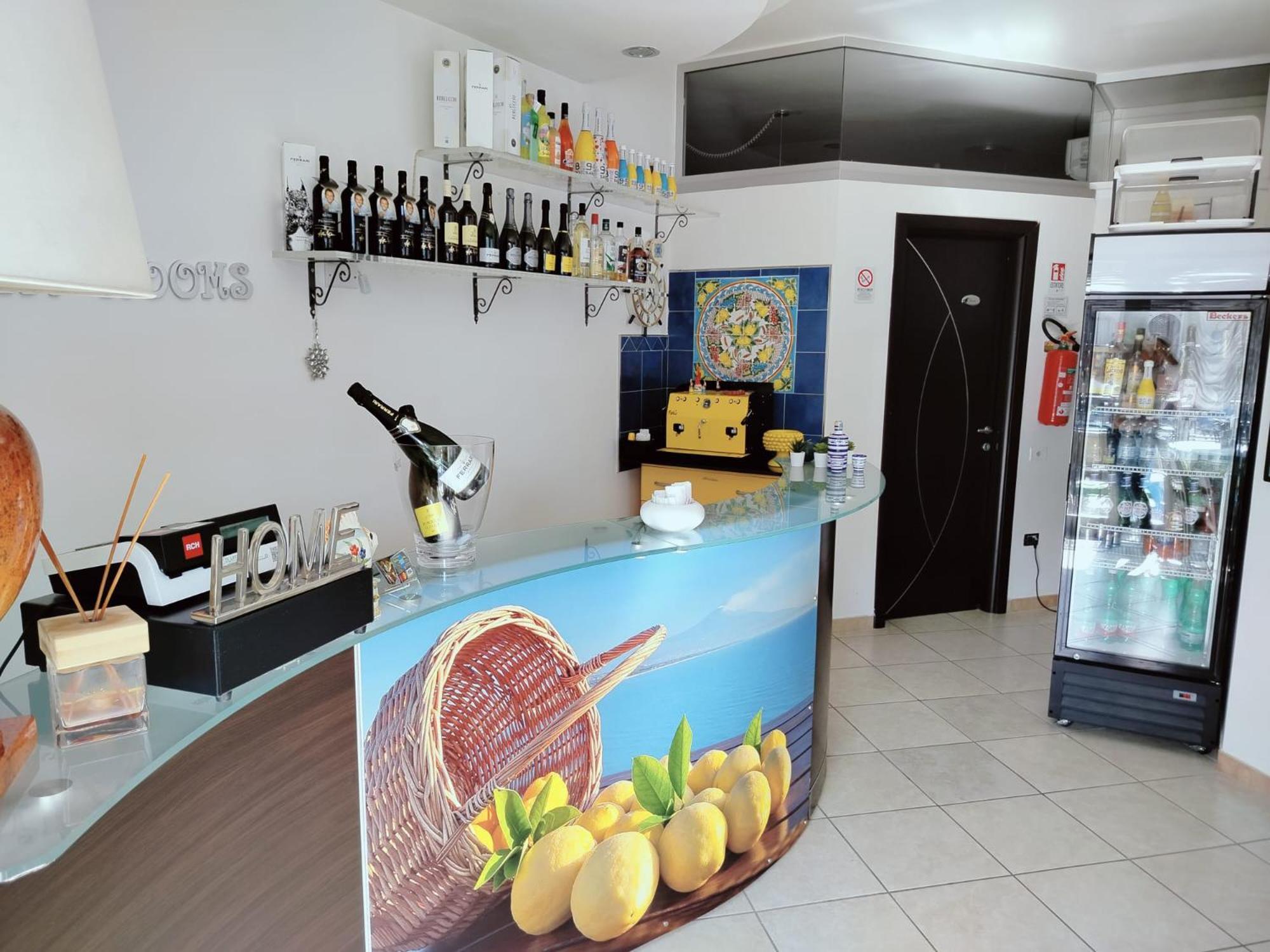 Costa Costa Rooms Sant'Egidio del Monte Albino Экстерьер фото